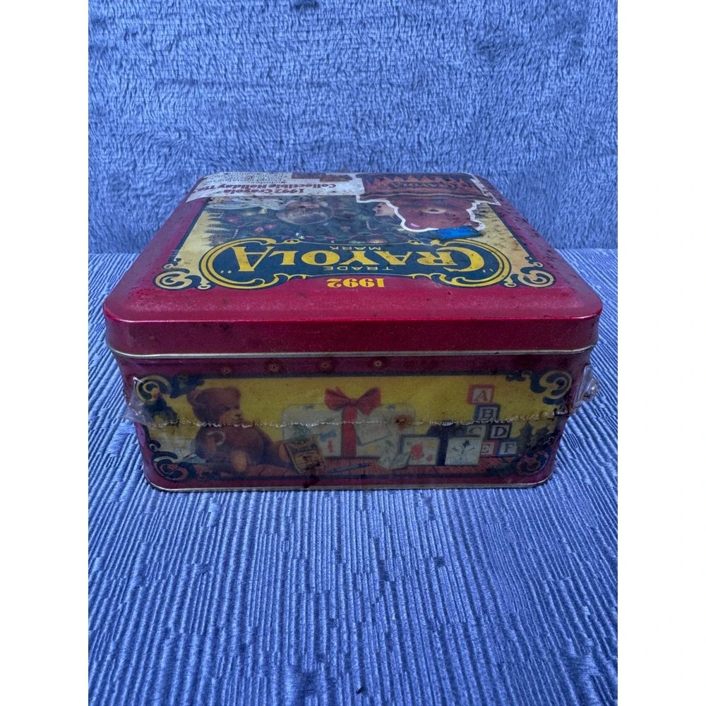 Vintage 1992 Crayola Collectible Holiday Tin Christmas Teddy Bear Red Metal Box
